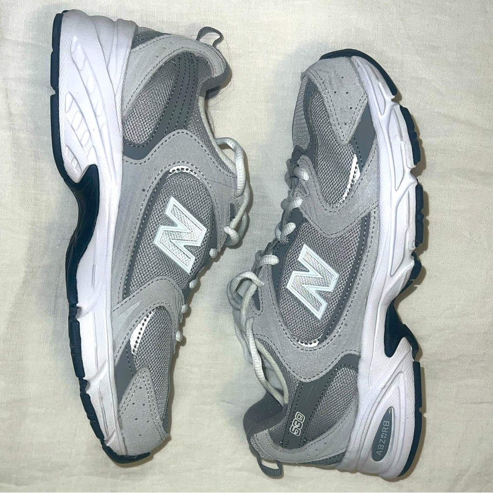 New Balance 530